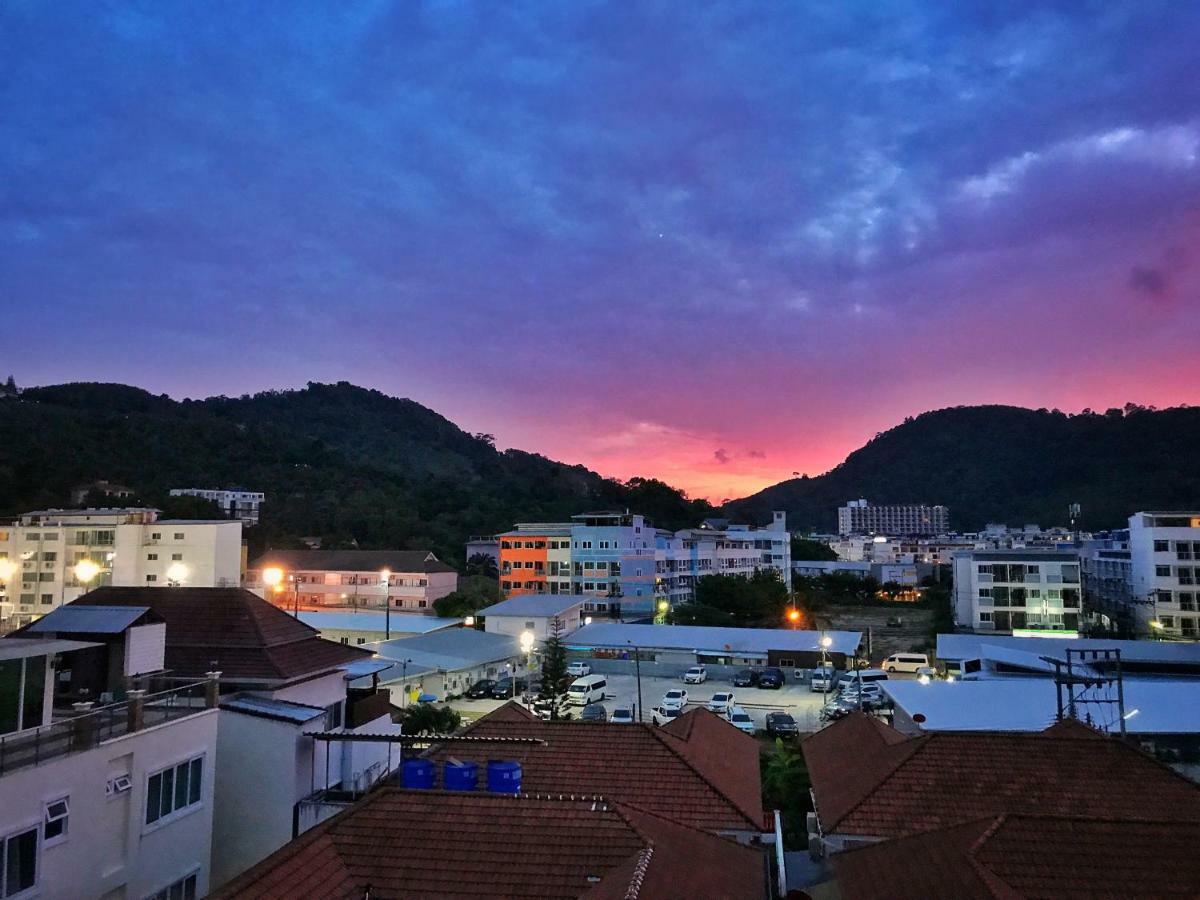 Tropical Sunset Hotel Patong Buitenkant foto